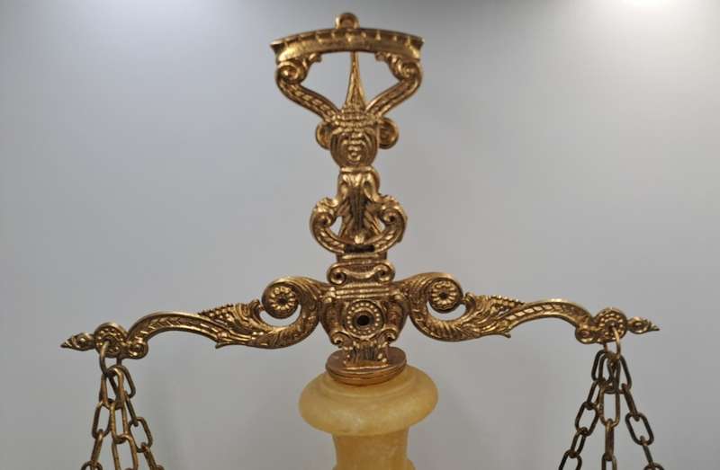 Large Vintage Marble and Brass Display Balancing scale "Scales of Justice" 52cm x 38cm