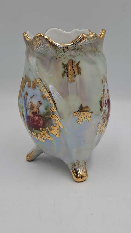 Vintage Hand Decorated Bavaria Vase -Germany 10,7cm x 7,5cm