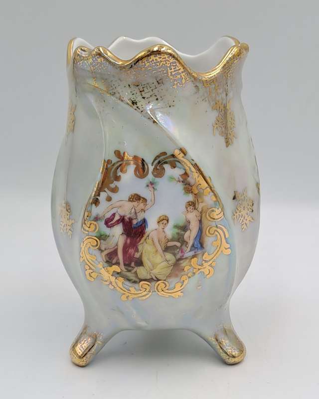 Vintage Hand Decorated Bavaria Vase -Germany 10,7cm x 7,5cm
