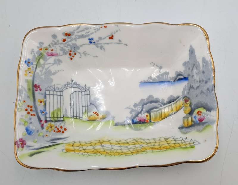 Small Vintage Royal Albert Rosedale Porcelain Tray 3,5cm x 12,5cm