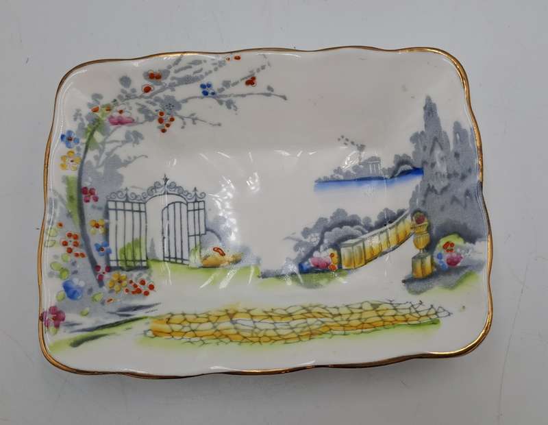 Small Vintage Royal Albert Rosedale Porcelain Tray 3,5cm x 12,5cm