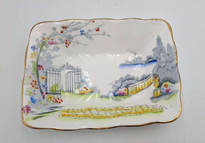 Small Vintage Royal Albert Rosedale Porcelain Tray 3,5cm x 12,5cm