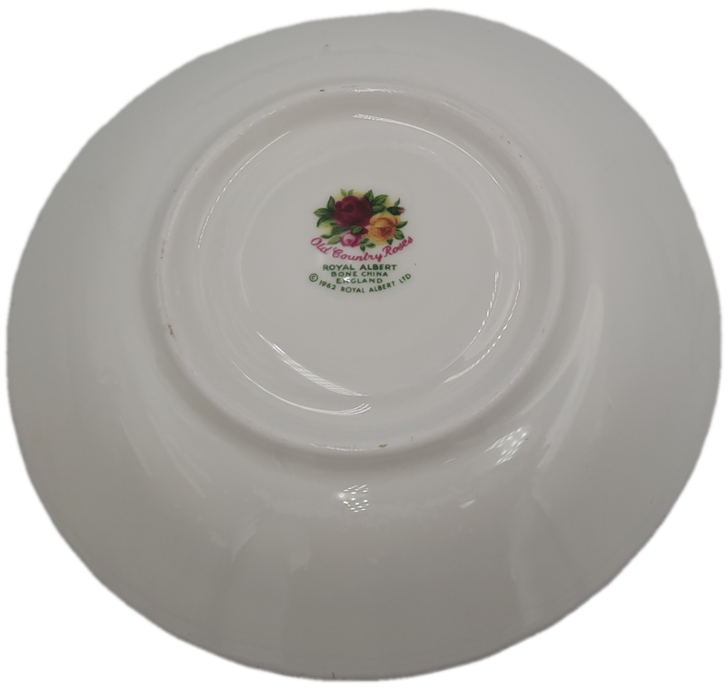 Vintage Royal Albert "OLD COUNTRY ROSES"  Saucer 140mm