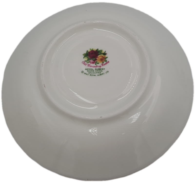 Vintage Royal Albert "OLD COUNTRY ROSES"  Saucer 140mm