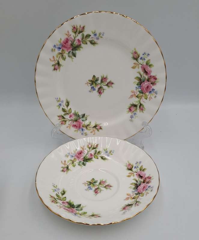 Vintage Royal Albert MOSS ROSE Tea TRIO - Bone China - England-