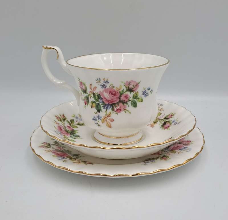 Vintage Royal Albert MOSS ROSE Tea TRIO - Bone China - England-