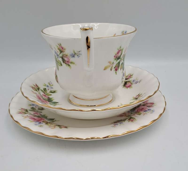 Vintage Royal Albert MOSS ROSE Tea TRIO - Bone China - England-