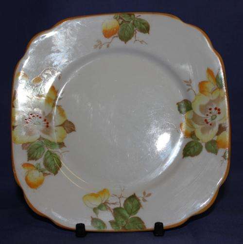1 of 2 Royal Albert Crown China plates 158mm "Christmas Rose" -150g -see more