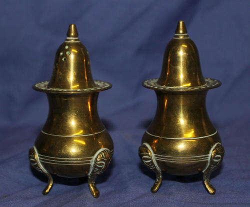 Crazy R1 Start !!!!   2 Brass insense holders -200g - 95mm x 50mm - see More