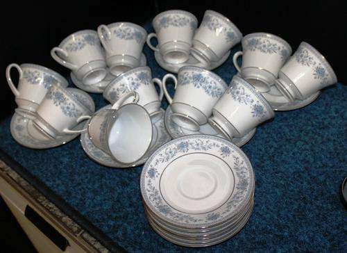 24 pc Noritake  BLUE HILL Fine China 12 Cups(80x90mm) 12 Saucers (149mm).3 cups tiny nics .see more