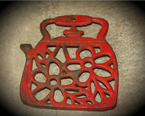 A Vintage Iron Pot Trivet / stand 123mm x 113mm