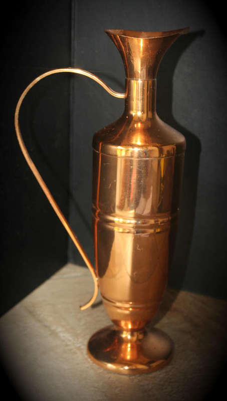 A tall Copper Vase 345x170x90mm  - 595g