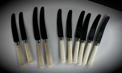10 x AntiqueVintage Sheffield Bone handle knifes 415g,  2 x 206mm , 2x 233mm 6 x 208mm