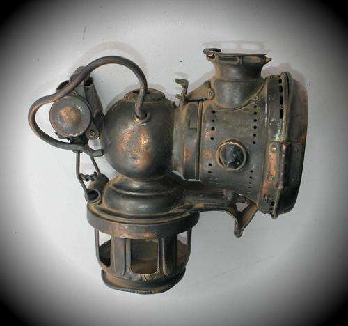 Antique Copper  Carbide Bike Light made by Joseph Lucas  Berningham no lens - 725g -175x170x105mm