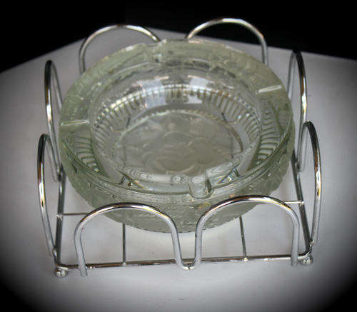 A Large Glass ashtray and metal servet Holder 1.695g - 80x188x183mm