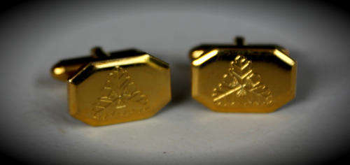 a Pair of plated Vintage "unidentified" Cufflinks