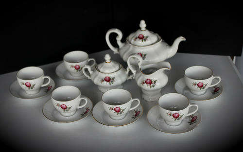 17 pc Porceline Constantia Teaset - fine Superior china RSA