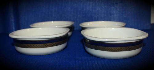 4 Vintage Huguenot Royale S.A.L (S.A.A ) Suid Afrikaanse Lugdiens Decert bowls - 35x108x100mm