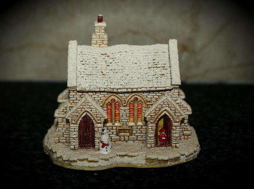 1994 Collectable Hand made England  Liliput Lane "St Joseph's School"
