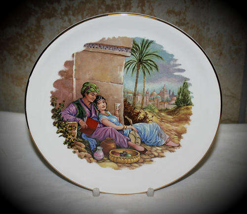 Vintage Collectors Porcelain wallplate by AB Ceramics 180mm