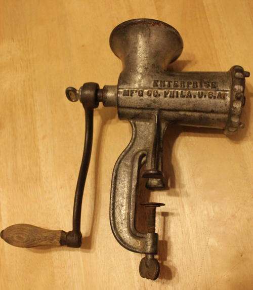 Old Enterprise no 10 Meat Grinder or Meat Chopper (Mincer)  made in USA ..4KG see details
