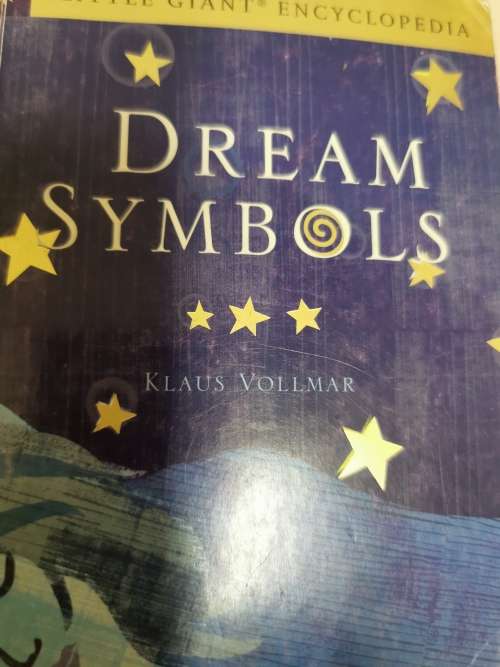 Little giant encyclopedia  - DREAM SYMBOL . NUMEROLOGY. FORTUNE TELLING. PALMISTRY