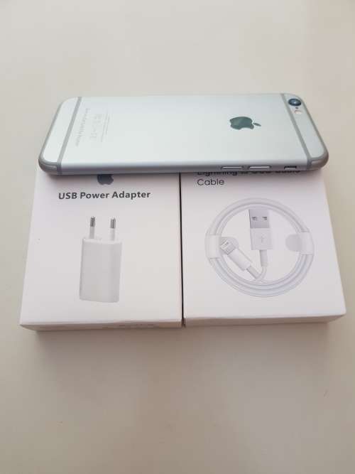 IPHONE 6 64GB IN PRISTINE CONDITION