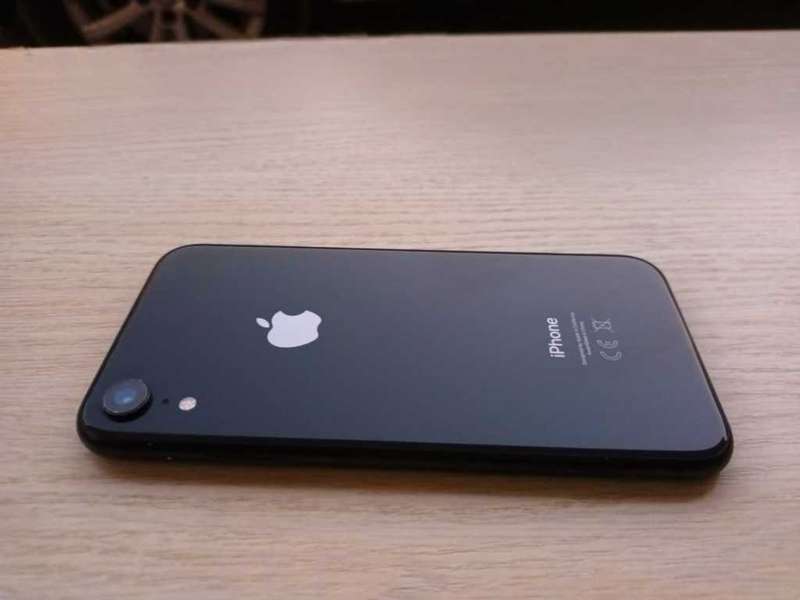 Apple iPhone XR 64GB Pre owned