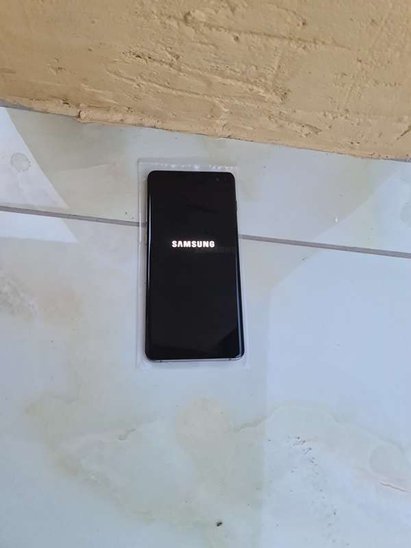 Samsung Galaxy S10 Plus 128GB Pre Owned