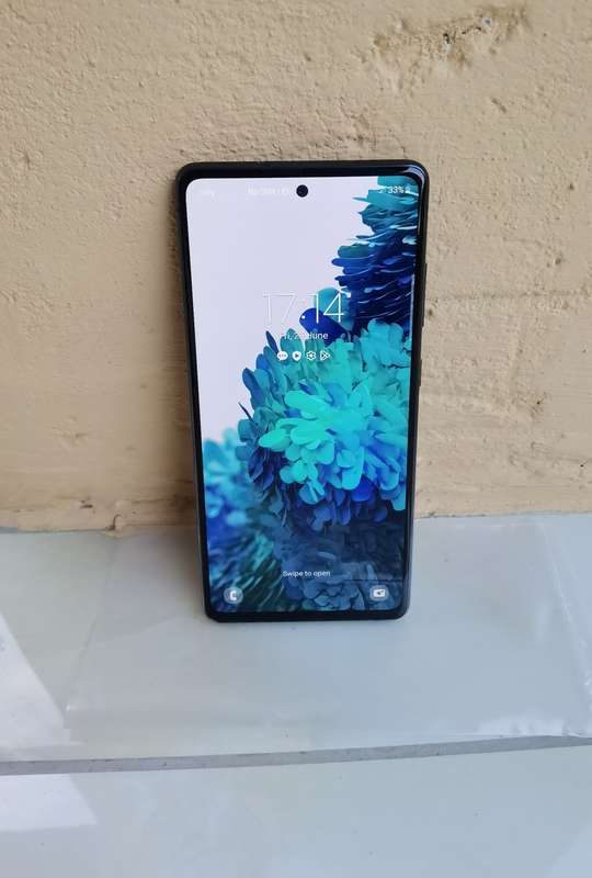 Samsung Galaxy S20 FE 128GB Pre owned