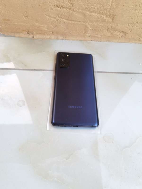Samsung Galaxy S20 FE 128GB Pre owned