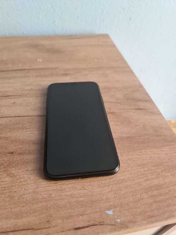 Apple iPhone XR 64GB Refurbished