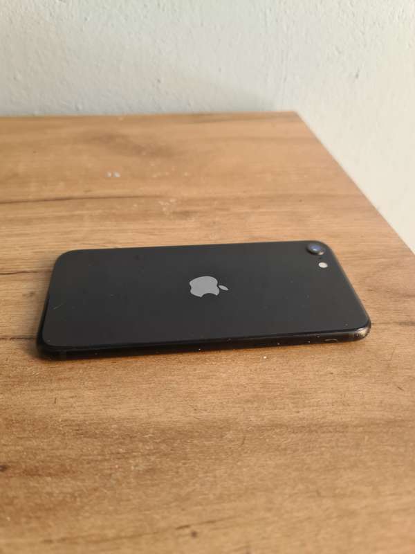 Apple iPhone SE 2022 64GB (3rd Generation) Pre owned