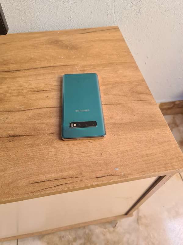 Samsung Galaxy S10 128GB Pre-owned