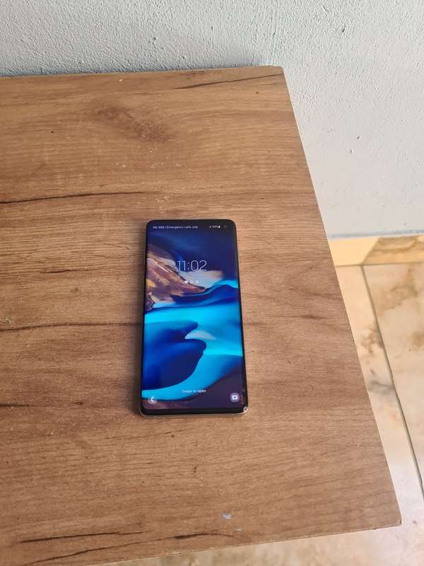 Samsung Galaxy S10 128GB Pre-owned