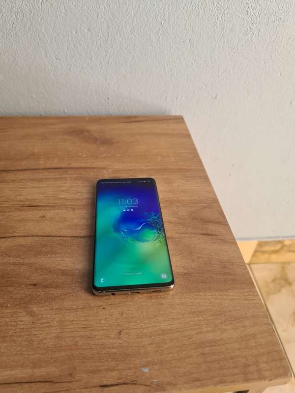Samsung Galaxy S10 128GB Pre-owned