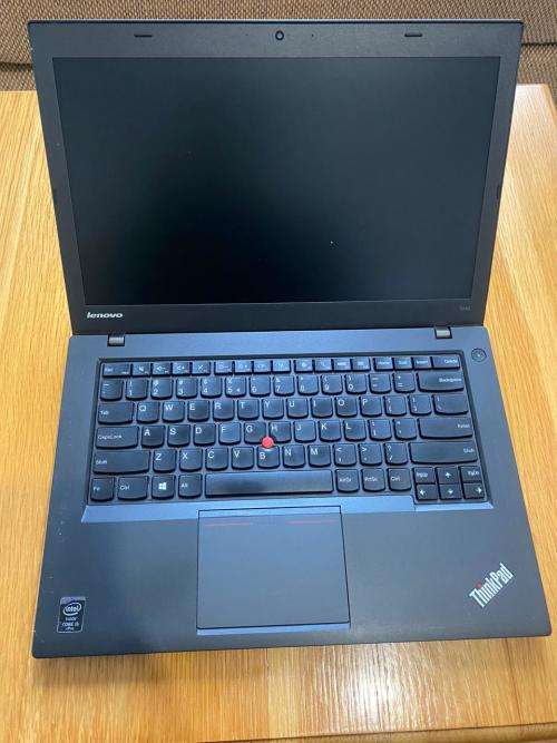 lenovo T440  core i5 5th generation laptop