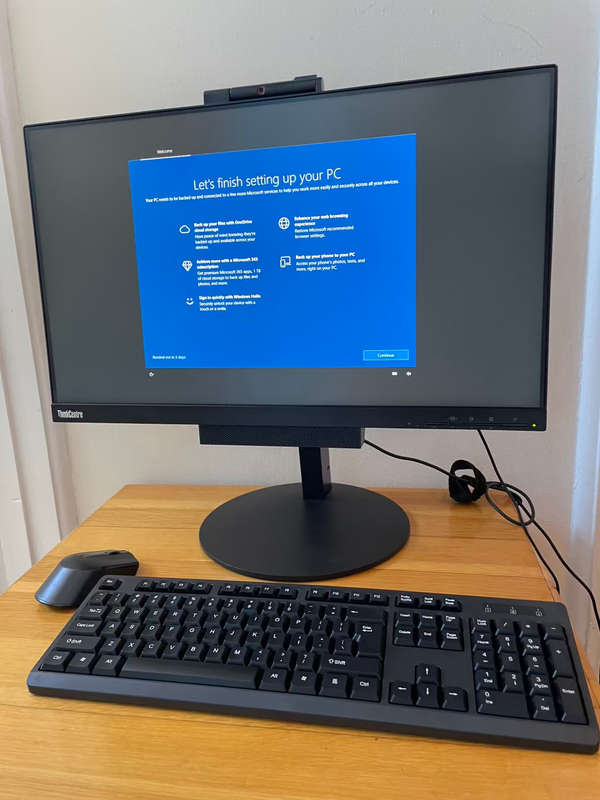 LENOVO THINKCENTRE TI024GEN3 + THINKCENTRE M920Q CORE I5 8TH GEN ALL-IN-ONE PC (MONITOR AND TINY PC)