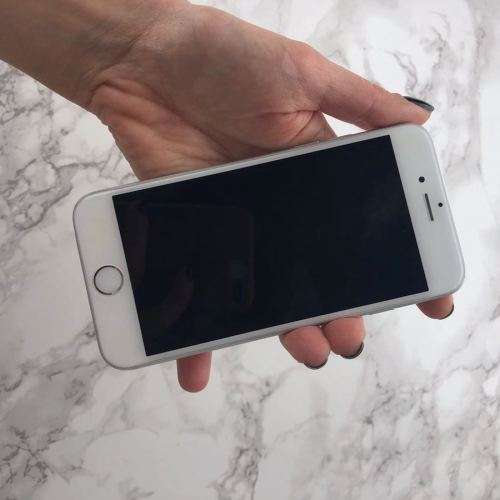 APPLE iPHONE 6 & ACCESSORIES - WHITE & SILVER - FREE SHIPPING