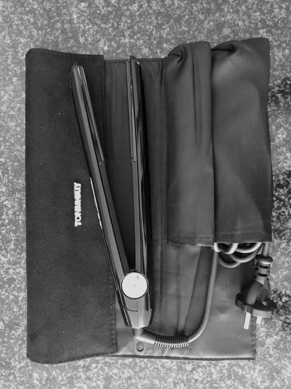 TONI & GUY FLAWLESS FINISH STRAIGHTENER