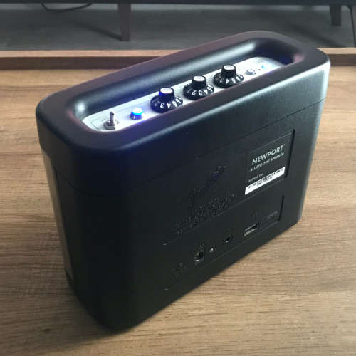 FENDER BLUETOOTH PORTABLE SPEAKER - BLACK