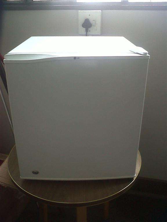 LG MINI FRIDGE | BAR FRIDGE OR KITCHEN FRIDGE