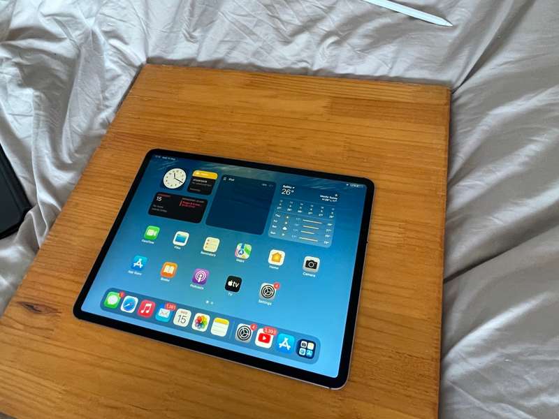 iPad Pro, 12.9 inch (3rd gen) (2018) 512Gb, Wifi Dual band and Cellular 5G. Working Perfectly.