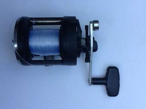 FISHING REEL