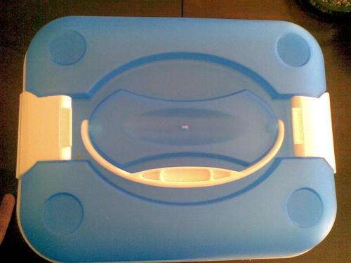 Fantastic high quality medium container with handle