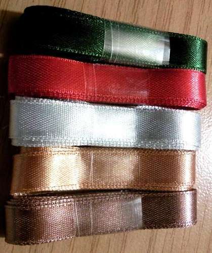 10mm SATIN RIBBON XMAS  COL 5m