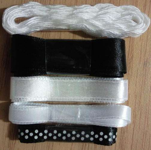 ASSORTED RIBBON  - BLACK + WHITE COL 5m