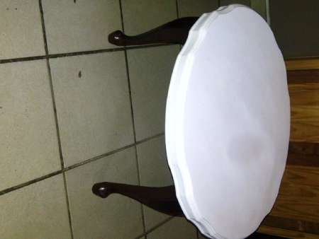 Round coffee table
