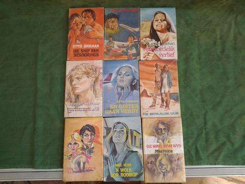 9x Afrikaanse Boeke.
