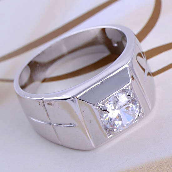 Vogue 9k white gold filled flawless cz mens ring,size 9,G536